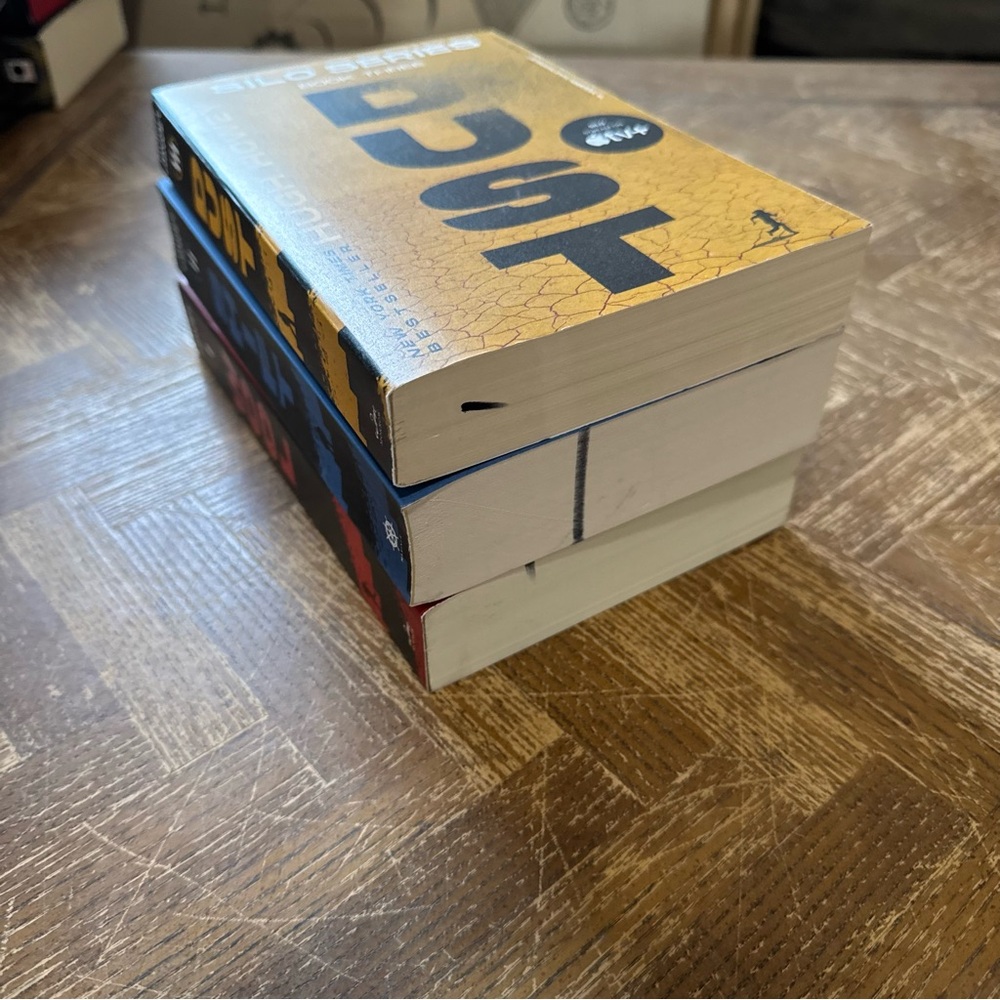 Silo Series Book Set - Picture 3 of 3